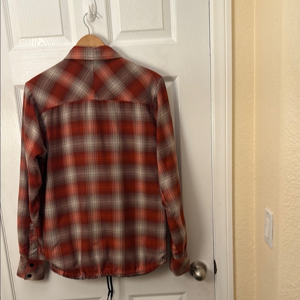 The North Face Reversible Men's Black Jacket - Picture 4 of 4